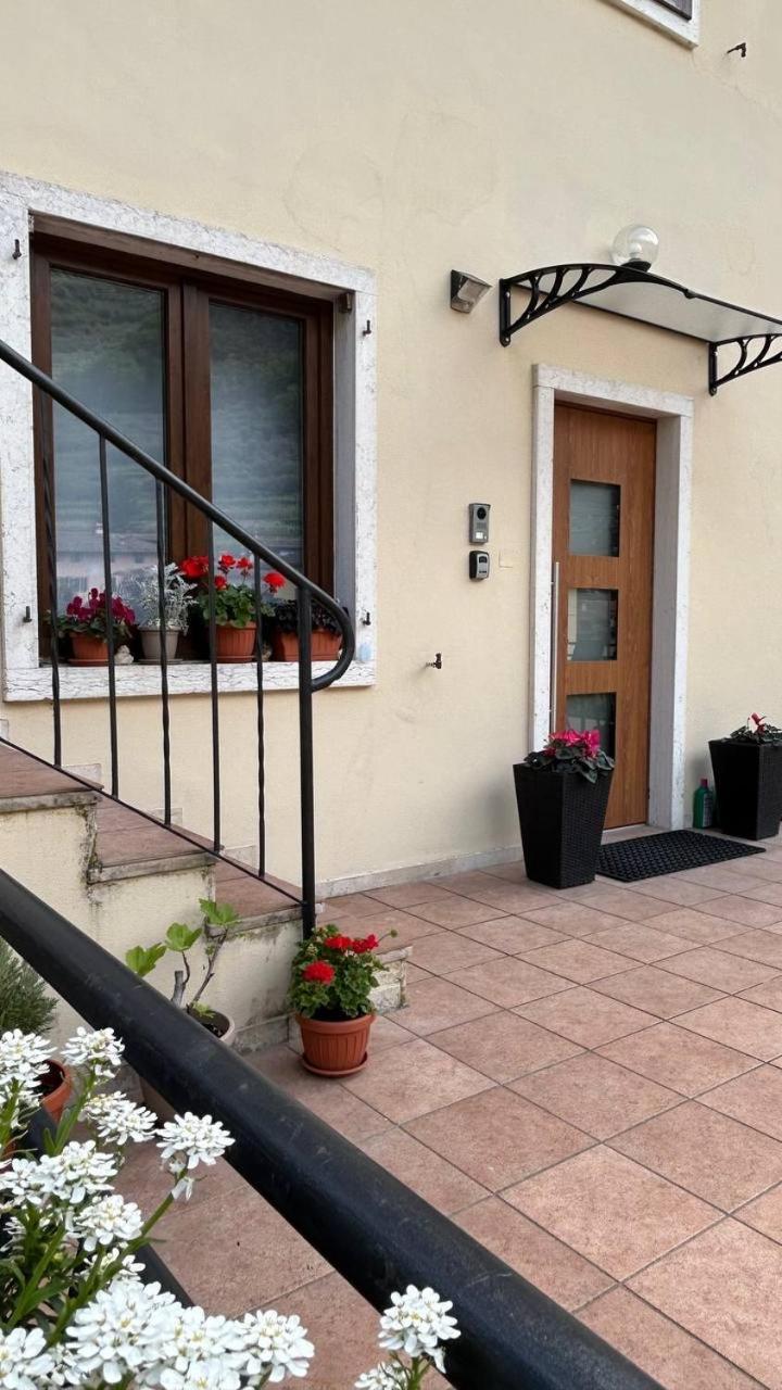 Garda View Apartment Tenno Exterior photo